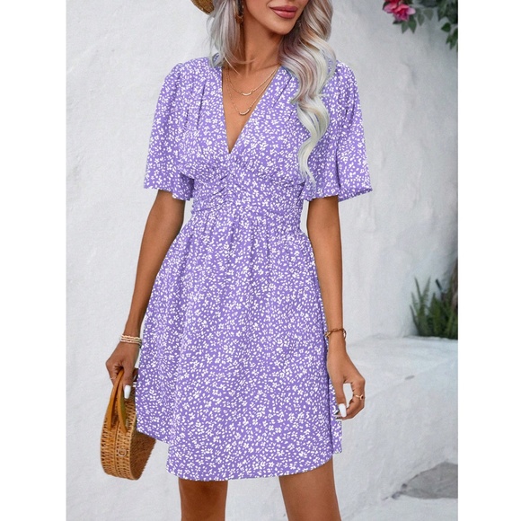 Purple Ditsy Floral Mini Dress V-Neck Butterfly Short Sleeve - Picture 7 of 8